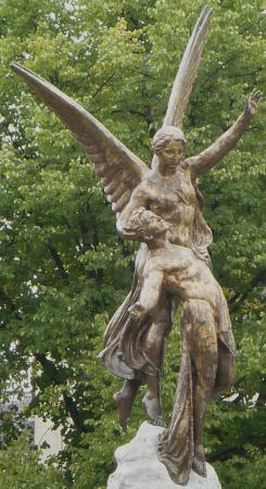 Monument aux Morts par Léandre Grandmoulin